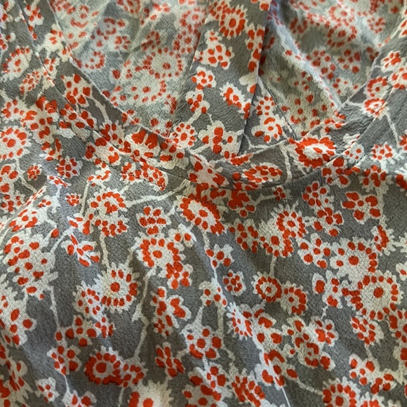 Rebecca Taylor Grey and Red Floral Open Back Dress❤️🤍❤️ - Picture 6 of 12